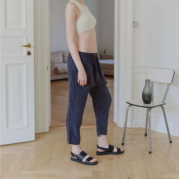 🇨🇦NWT Priory Judd Pants Navy - Picture 5 of 13